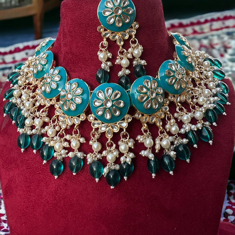 Kundan choker necklace set with tikka and earrings